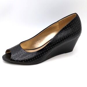 Predictions Shoes Womens Black 10 Wedge Pumps Peep Toe Comfort Dressy 152248 25